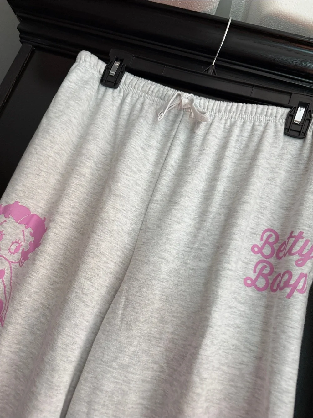 Betty Boop Light Gray Sweatpants with Pink Graphics XL